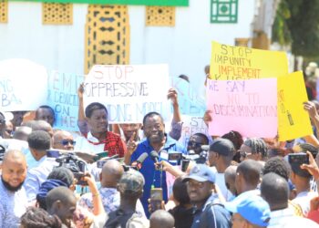 Learning in Kenyan Universities immobilized as Workers Down Tools